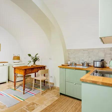 Ttree Apartment Castellana Grotte